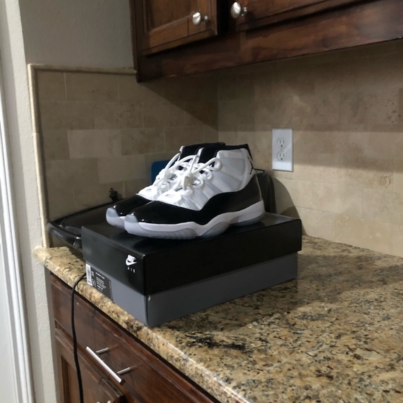 Jordan 11 concords - Picture 4 of 5